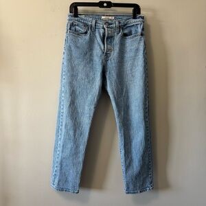 Levi's Premium Women's Light Blue Ankle Jeans Size 29